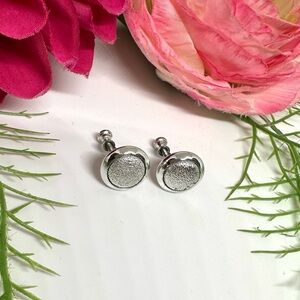 VINTAGE⚜️Silver Brushed Round Clip Earrings